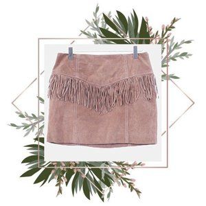 𝙇𝘼𝙎𝙏 𝘾𝙃𝘼𝙉𝘾𝙀! SUITEBLANCO |  Suede skirt